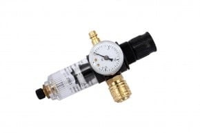 Regulator powietrza oddechowego z filtrem sprężonego powietrza