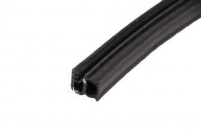 Sealing profile for sandblasting cabins